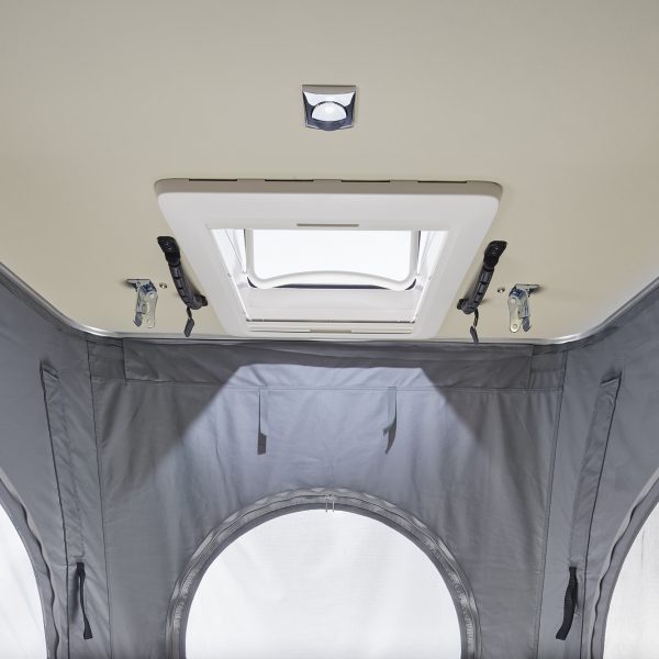 Malibu Van Comfort Aufstelldach mit Dachfenster und Beleuchtung