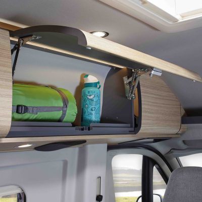 Malibu Van Diversity Dachstaukasten mit Schlafsack und Trinkflasche