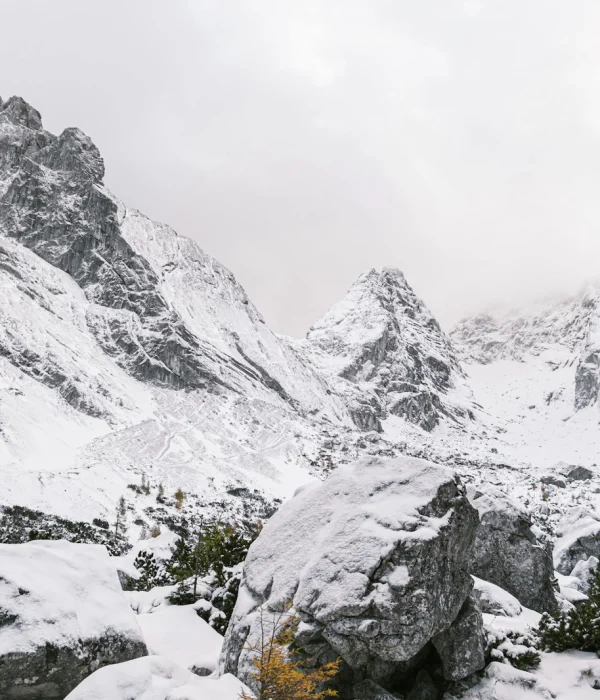 DET_Globetrail_Perf_600DR_DE-Oesterreich_2510_destinatripMJ26_75-Screen_ergebnis