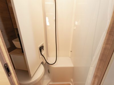 Dethleffs Just Van Bad mit Dusche und Holzboden