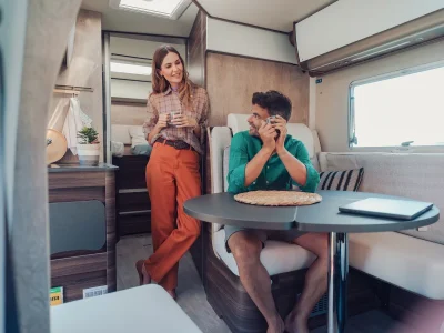 Laika Ecovip L Teilintegrierter Sitzgruppe mit Tisch und Sofa