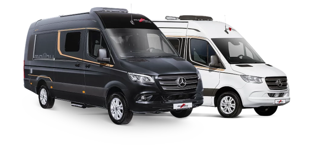 Malibu Genius Campervan Außenansicht zwei Fahrzeuge